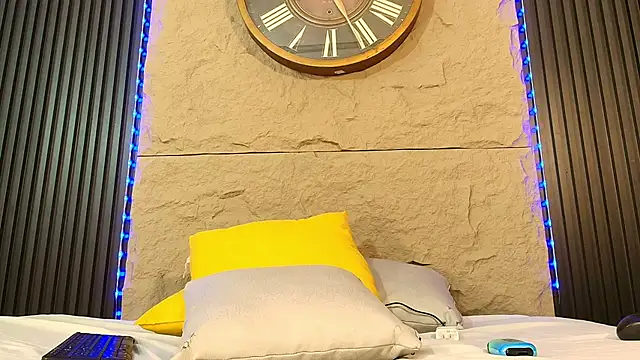 Nico_Monroe webcam