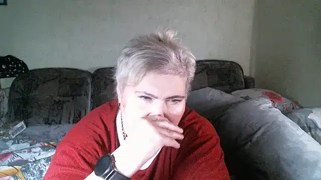 Lana555 live cam on StripChat