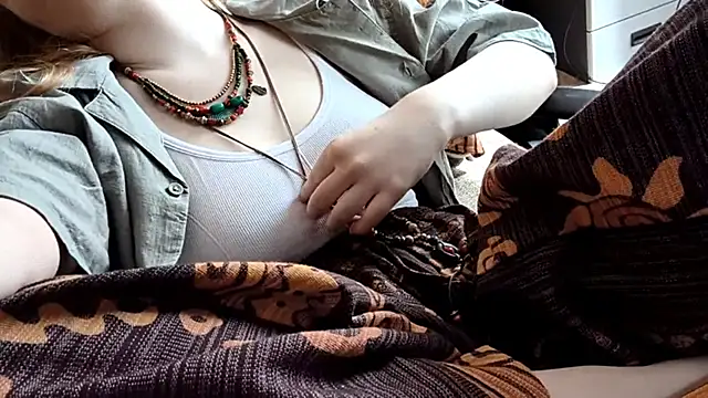 KateVibe_01 live cam on StripChat
