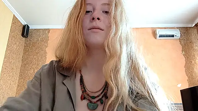 KateVibe_01 webcam