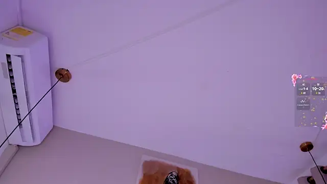 AlyssiaDanger webcam