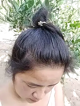 BigAss-69 webcam