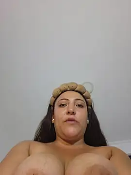 VickyHoult webcam