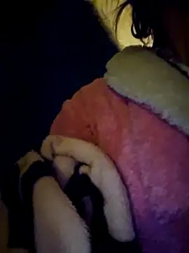 FeliciaKrige live cam on StripChat