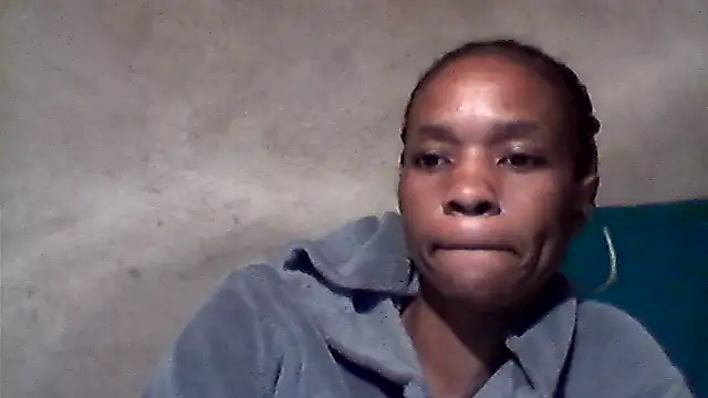 sexybigass31 webcam