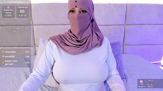 _Nadiaa webcam