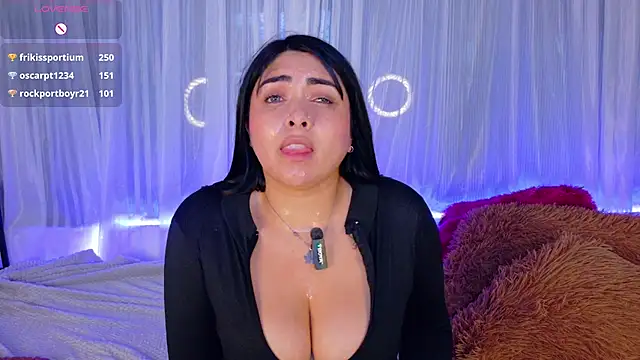 Victoria_J webcam