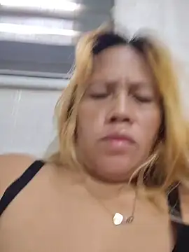 CockBiter83 webcam