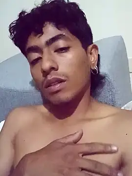 SkinniYamo webcam