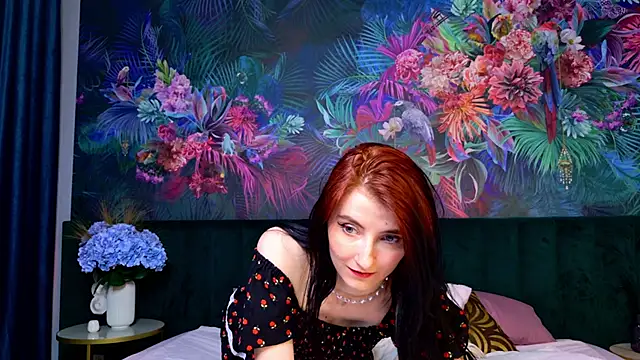 NicoleLuxe webcam