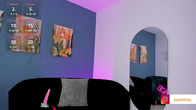 Justmia69 webcam