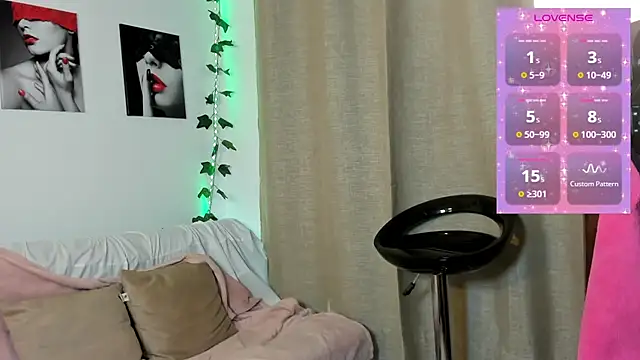 Rebeca_Marchetti webcam