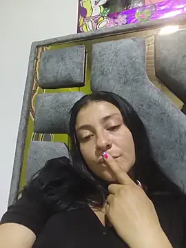 Scarlet_Passion webcam