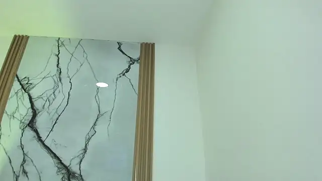KiraXxx_hh webcam