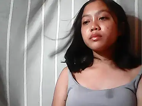 Yours_AsianPinayGirl18 webcam