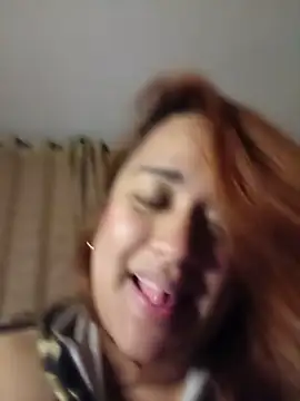 AriaGomez_ webcam