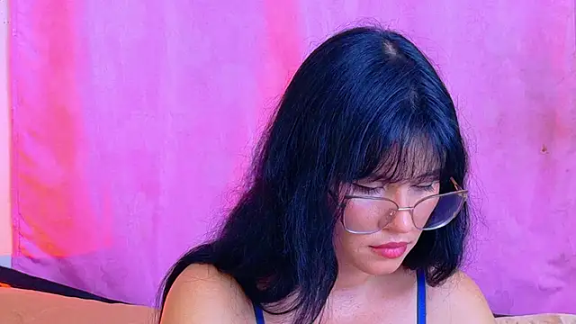keelly_richaardson1 live cam on StripChat