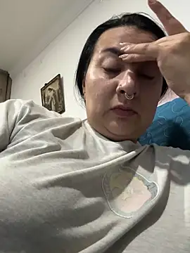 Abril_Luv webcam