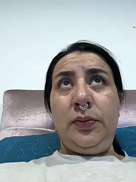 Abril_Luv webcam
