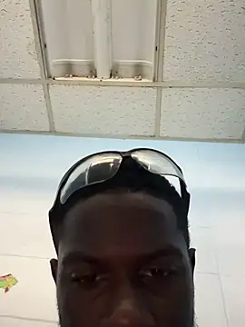 pussyeater_- webcam