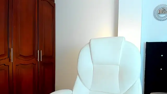 kathyajhonss live cam on StripChat