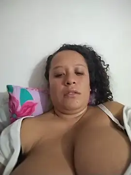 You-sexy-starr live cam on StripChat