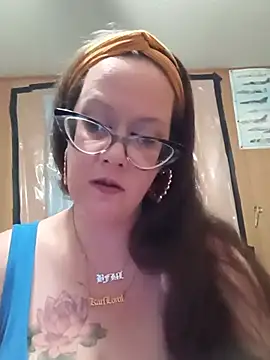 LotusRoyalty live cam on StripChat
