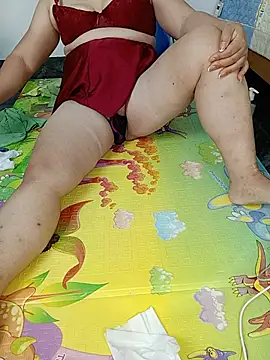 Zuzu-Asia live cam on StripChat