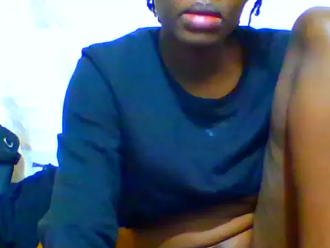Cutie_kitie live cam on StripChat