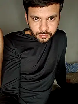 Carvalhodan live cam on StripChat