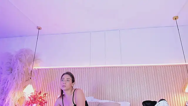 NahimiThompson webcam