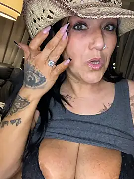LittleMissEeve live sex cam
