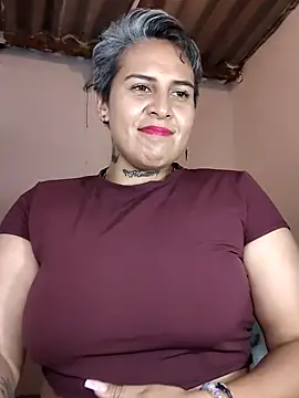 Yessi_rousse webcam