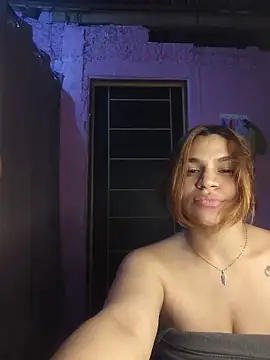 SexyFriends_ live cam on StripChat