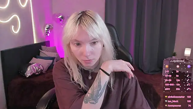 tattoo_art_baby webcam