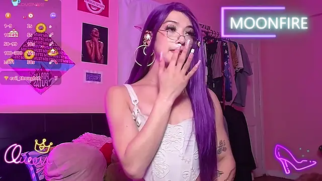 moonfiredancer webcam