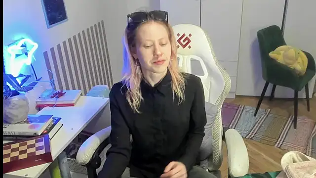Silly__Milly webcam