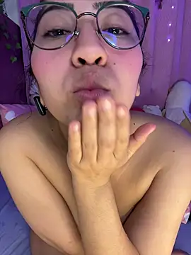 anni_ross webcam