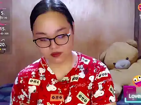 _Lylia webcam