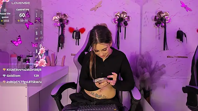 Natasha-Adams webcam