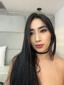 IvonneOwen webcam