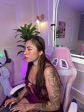 ThamaraGen_ webcam