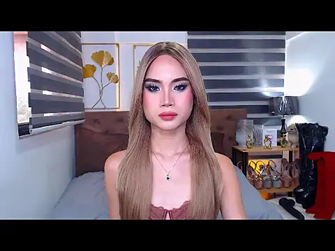 JuicyCockThea webcam