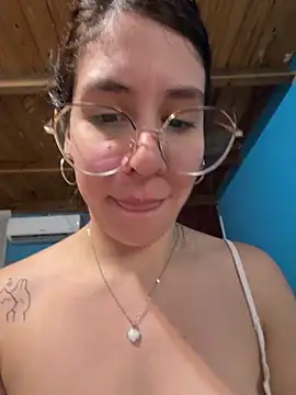MysticKitty7 webcam