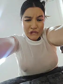 Pretty_Julieta webcam