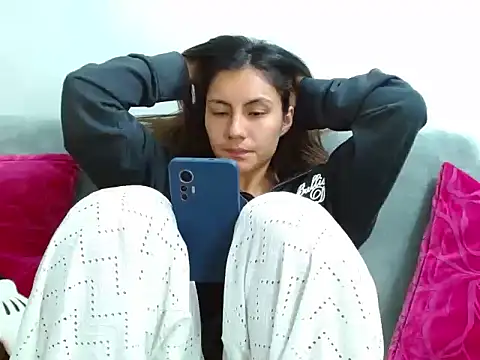 Violet_Donell webcam