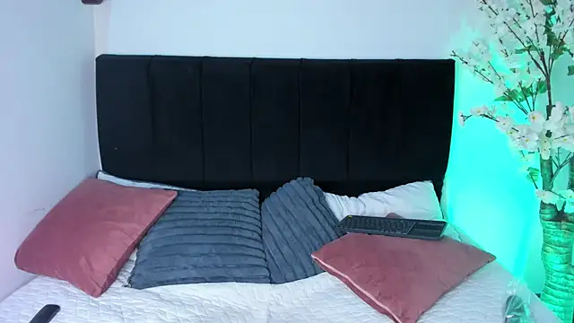 Lila_Jonees webcam