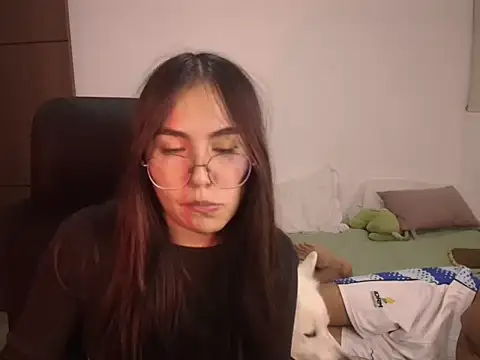 abbyyandmaxx live cam on StripChat