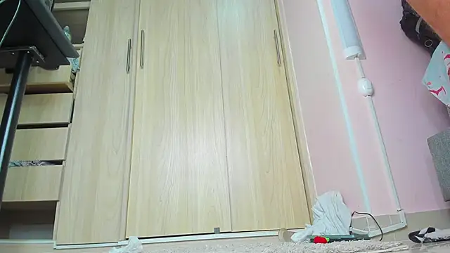Asher_Young webcam