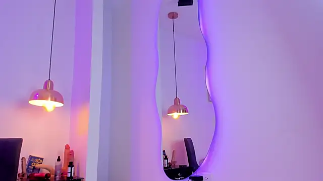 Kimberlyy- live cam on StripChat